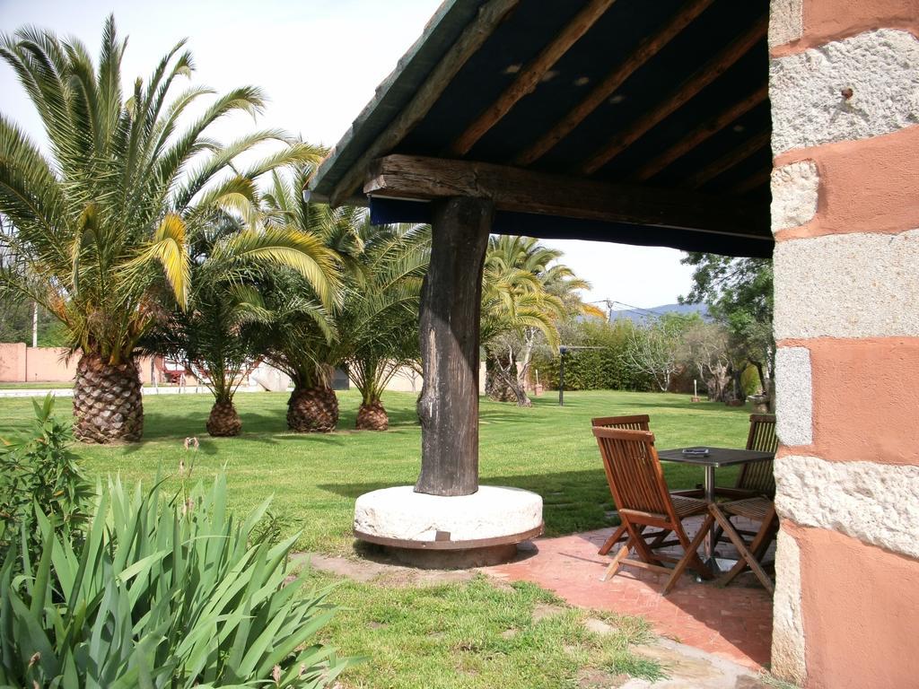 Posada Tresmentiras Aldeanueva del Camino Exteriér fotografie