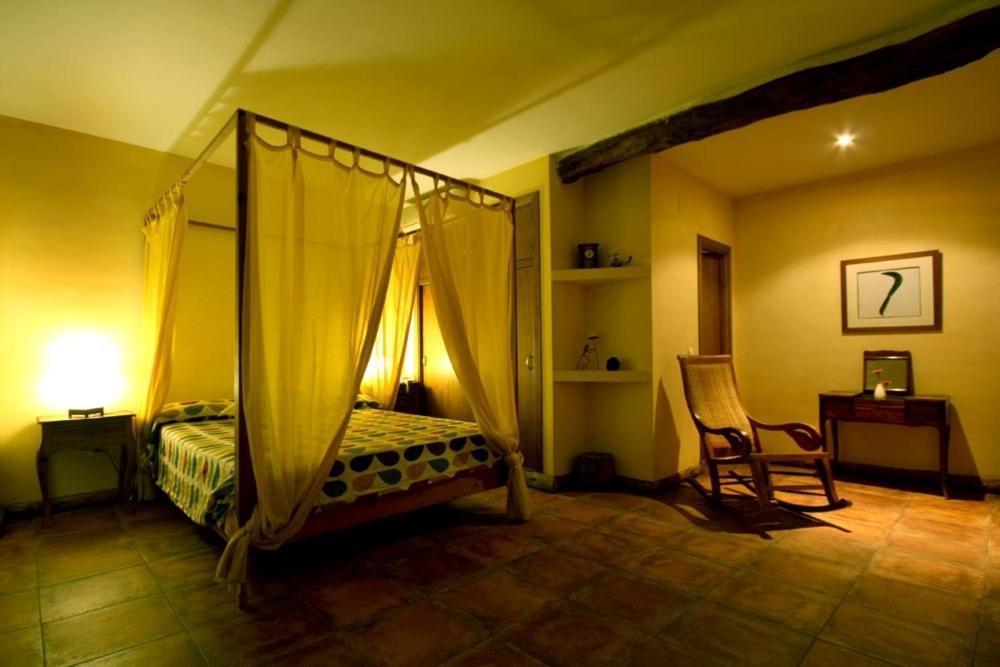 Posada Tresmentiras Aldeanueva del Camino Pokoj fotografie