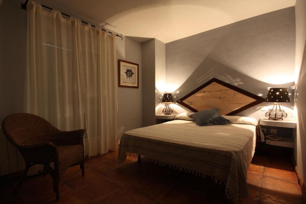 Posada Tresmentiras Aldeanueva del Camino Pokoj fotografie